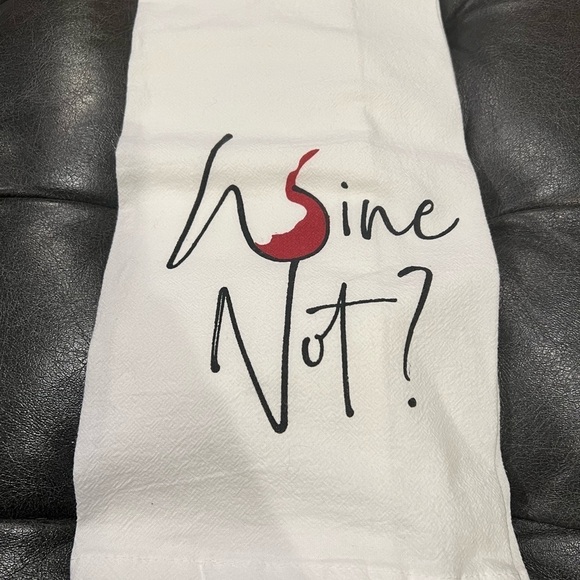New! Wine Tool Kit With “Wine Not” Decorative Towel - Picture 5 of 7